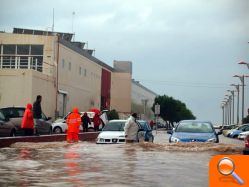 315 litros por metro cuadrado colapsan los Poblados Marítimos y el centro de la ciudad - (foto 8)