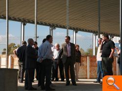 Los vecinos del distrito Oeste ya disfrutan de un campo de hockey techado - (foto 3)