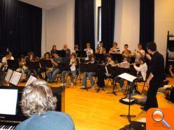 Viaje de alumnos del Conservatorio Tenor Cortis a Cholet - (foto 2) Viaje de alumnos del Conservatorio Tenor Cortis a Cholet - (foto 2)