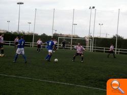 Pájara monumental del C.D. Burriana en la segunda parte ante el C.D. Acero - (foto 2) Pájara monumental del C.D. Burriana en la segunda parte ante el C.D. Acero - (foto 2)