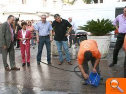 El Consistorio prueba un nuevo sistema para la limpieza de calles