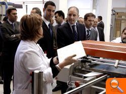 Camps apuesta por la formación para el empleo como reto clave para el impulso de la economía valenciana - (foto 3) Camps apuesta por la formación para el empleo como reto clave para el impulso de la economía valenciana - (foto 3)