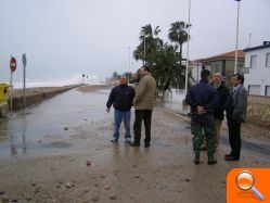 Casanova solicita una actuación de emergencia en el litoral para frenar el embate del oleaje mientras se tramita el proyecto de regeneración