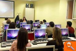 El CME Martí de Viciana inaugura el curso de fotografía digital