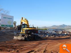 Comienzan los trabajos de demolición previos a la completa reforma del estadio Noulas - (foto 3)