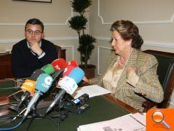 Rita Barberá: “No tengo por qué dudar de los compromisos escritos de Larry Ellison” - (foto 2)