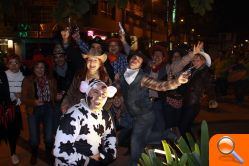 Las calles del casco antiguo de Torrent acogen la celebración del carnaval - (foto 2)