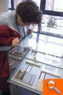 La Biblioteca de la UJI acoge una exposición con publicaciones, grabados y fotografías de Morella - (foto 4)