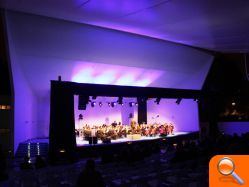 El nuevo Auditorio de la Casa de Cultura de Burjassot se inaugura, con éxito, bajo la lluvia - (foto 3) El nuevo Auditorio de la Casa de Cultura de Burjassot se inaugura, con éxito, bajo la lluvia - (foto 3)