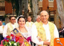 El mundo fallero de Manises ofrenda sus flores a la Virgen de los Desamparados - (foto 2)