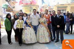 Corredera felicita a los falleros de Padre Santonja por su primer premio en calles adornadas - (foto 4)