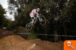 Mario Pérez comienza mañana el Open de España de Descenso en la Vall d'Uixó - (foto 3) Mario Pérez comienza mañana el Open de España de Descenso en la Vall d'Uixó - (foto 3)