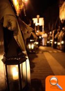 Los cofrades de la Hermandad de la Soledad trasladan el paso de la Vera Cruz a la iglesia de San Juan Bautista - (foto 3) Los cofrades de la Hermandad de la Soledad trasladan el paso de la Vera Cruz a la iglesia de San Juan Bautista - (foto 3)