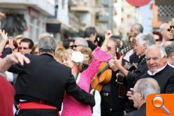 Caminando hacia la Feria de Mayo 2010 - (foto 2) Caminando hacia la Feria de Mayo 2010 - (foto 2)