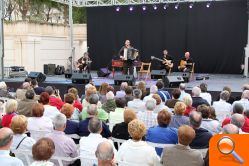 Benidorm se convierte en referente cultural internacional con la actuación de Emy Dragoi y la Jazz Hot Club Romania - (foto 2)