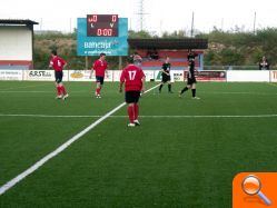 El Ciudad de Burriana vence en Sagunto y continúa su marcha imparable - (foto 2) El Ciudad de Burriana vence en Sagunto y continúa su marcha imparable - (foto 2)