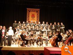 Gran éxito del coro y orquesta Campus Adventista de Sagunto en el teatro Wagner de Aspe - (foto 3)