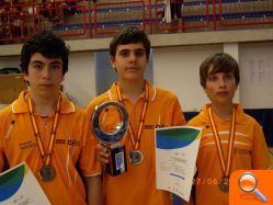 Víctor Pellicer subcampeón de España de tenis de mesa por equipos - (foto 2)