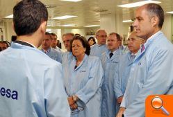 Rita Barberá destaca la proyección internacional de Valencia “con otra marca de prestigio y excelencia”, en la inauguración del Laboratorio Espacial de Radiofrecuencia - (foto 4)