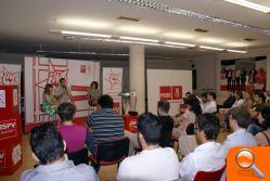 Jorge Alarte y Alejandro Soler abren la I Jornada Munipal Joven, celebrada hoy en Elche - (foto 2)