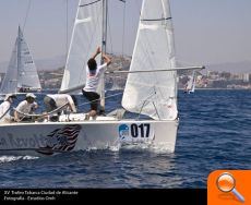 CAM, Porrón, Zumaia Guipúzcoa y Lean&Mean, se llevan el trofeo especial ‘Isla de Tabarca’ - (foto 6) CAM, Porrón, Zumaia Guipúzcoa y Lean&Mean, se llevan el trofeo especial ‘Isla de Tabarca’ - (foto 6)