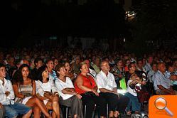 Lleno total en la presentación del CD de la Rondalla Vent, Pols i Púa - (foto 2)