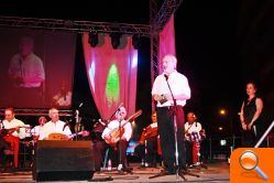 Lleno total en la presentación del CD de la Rondalla Vent, Pols i Púa - (foto 3)