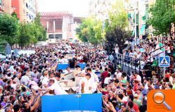 La Cabalgata de la Cerámica 2010 inunda las calles de Manises de tradición e ilusión - (foto 2)