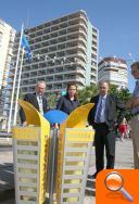 Medio Ambiente potencia la recogida selectiva en las playas con la colocación de más de 50 “islas ecológicas” - (foto 2) Medio Ambiente potencia la recogida selectiva en las playas con la colocación de más de 50 “islas ecológicas” - (foto 2)