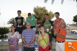 Mª Carmen Millet y Vicent Mas Leyda, ganadores de la VII Milla Urbana Moraira - (foto 2) Mª Carmen Millet y Vicent Mas Leyda, ganadores de la VII Milla Urbana Moraira - (foto 2)