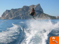 Cursos de cometa y Stand up Paddle en las playas de Calp - (foto 2)