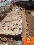 Las obras en Ronda de la Muralla saca a la luz un horreum del siglo I y tres tumbas romanas del siglo II D. C. - (foto 2) Las obras en Ronda de la Muralla saca a la luz un horreum del siglo I y tres tumbas romanas del siglo II D. C. - (foto 2)
