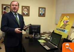 Font de Mora anuncia la implantación de 18 centros inteligentes en centros de la Comunitat para el próximo curso  - (foto 2)