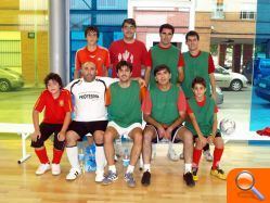 Club Ortega se adjudica el I Torneo Fallas de Fútbol Sala - (foto 3) Club Ortega se adjudica el I Torneo Fallas de Fútbol Sala - (foto 3)