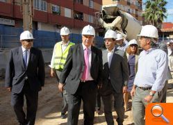 Blasco dice que los ayuntamientos dejarán de recibir del Estado más de 400 millones de euros en 2011 - (foto 2)