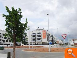 En marcha las obras de ajardinamiento de la urbanización situada junto a Celéstica - (foto 2)