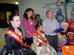 El Porrate de San Antón cierra el V Centenario de sus fiestas con una Muestra de Indumentaria Alicantina - (foto 2)