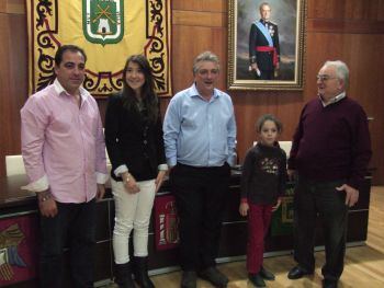 La Falla  del Calp Vell presenta a sus nuevas Falleras Mayores