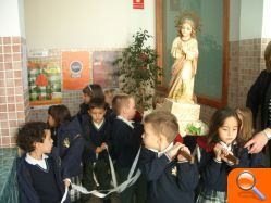 "La Virgen Niña" del Colegio Villa Fátima - (foto 6)