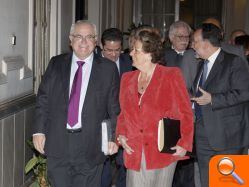 Ayuntamiento y Generalitat presentarán una querella conjunta por prevaricación contra la Ministra de Cultura, Ángeles González-Sinde - (foto 4)