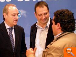 Los populares presentan una batería de medidas para crear también empleo en la agricultura - (foto 2) Los populares presentan una batería de medidas para crear también empleo en la agricultura - (foto 2)