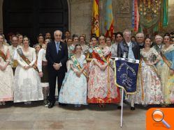 Blasco recibe en audiencia a las fallas del barrio del Carmen y a la falla Convento Jesusalén