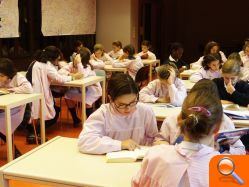 El colegio Guadalaviar acerca los clásicos de la literatura a las alumnas de primaria