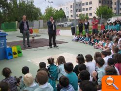 El ayuntamiento y la empresa Fobesa desarrollan una campaña de concienciación hacia el reciclaje en los colegios  - (foto 2)