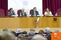 El profesor Ripollés habla de música en la clausura de la Universitat de Majors a les Seus - (foto 2) El profesor Ripollés habla de música en la clausura de la Universitat de Majors a les Seus - (foto 2)