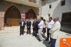 El presidente provincial visita el municipio de Fredes e inaugura las mejoras en el “Carrer de Dalt”