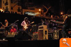 BB King y Raimundo Amador protagonizaron la jornada central del VIII Festival Internacional de Jazz de Peñíscola - (foto 2) BB King y Raimundo Amador protagonizaron la jornada central del VIII Festival Internacional de Jazz de Peñíscola - (foto 2)