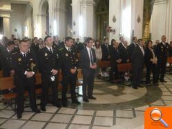 Petrer acoge la celebración de los patronos del Cuerpo Nacional de Policía donde condecoran a cinco agentes