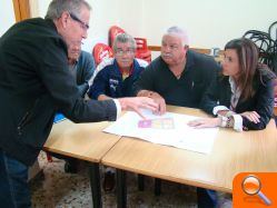 Alonso: "Con las nuevas pistas de petanca se ha dado respuesta a una demanda deportiva del barrio de San Antón" - (foto 2)