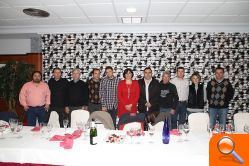 Paco Ramos y el becerrista local Sedano Vázquez en la fiesta final de año del Club Taurino alcorino - (foto 5) Paco Ramos y el becerrista local Sedano Vázquez en la fiesta final de año del Club Taurino alcorino - (foto 5)